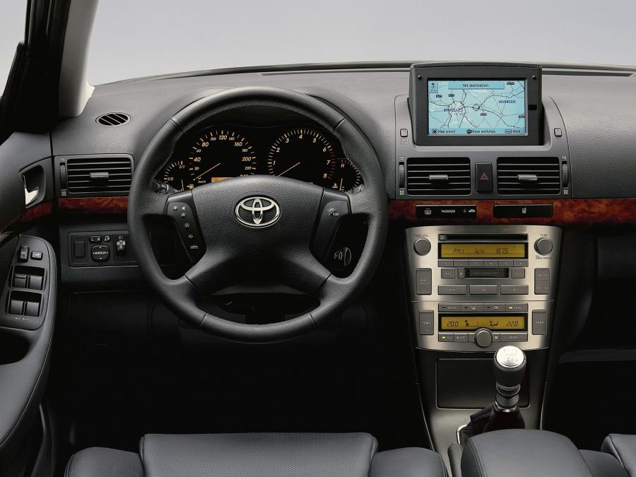  Toyota Avensis Wagon 2003 года  (фото 74 из 76)